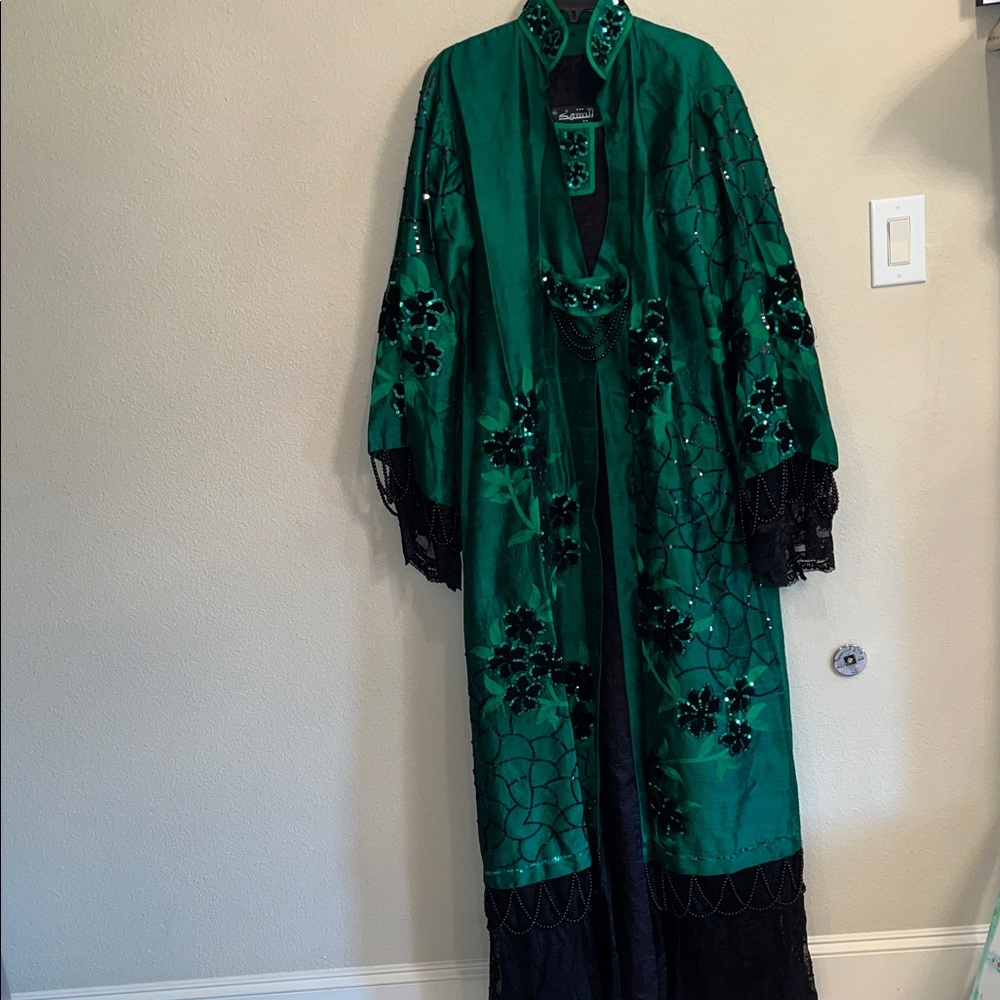Elegant Green Embroidered Women's Traditional Dress